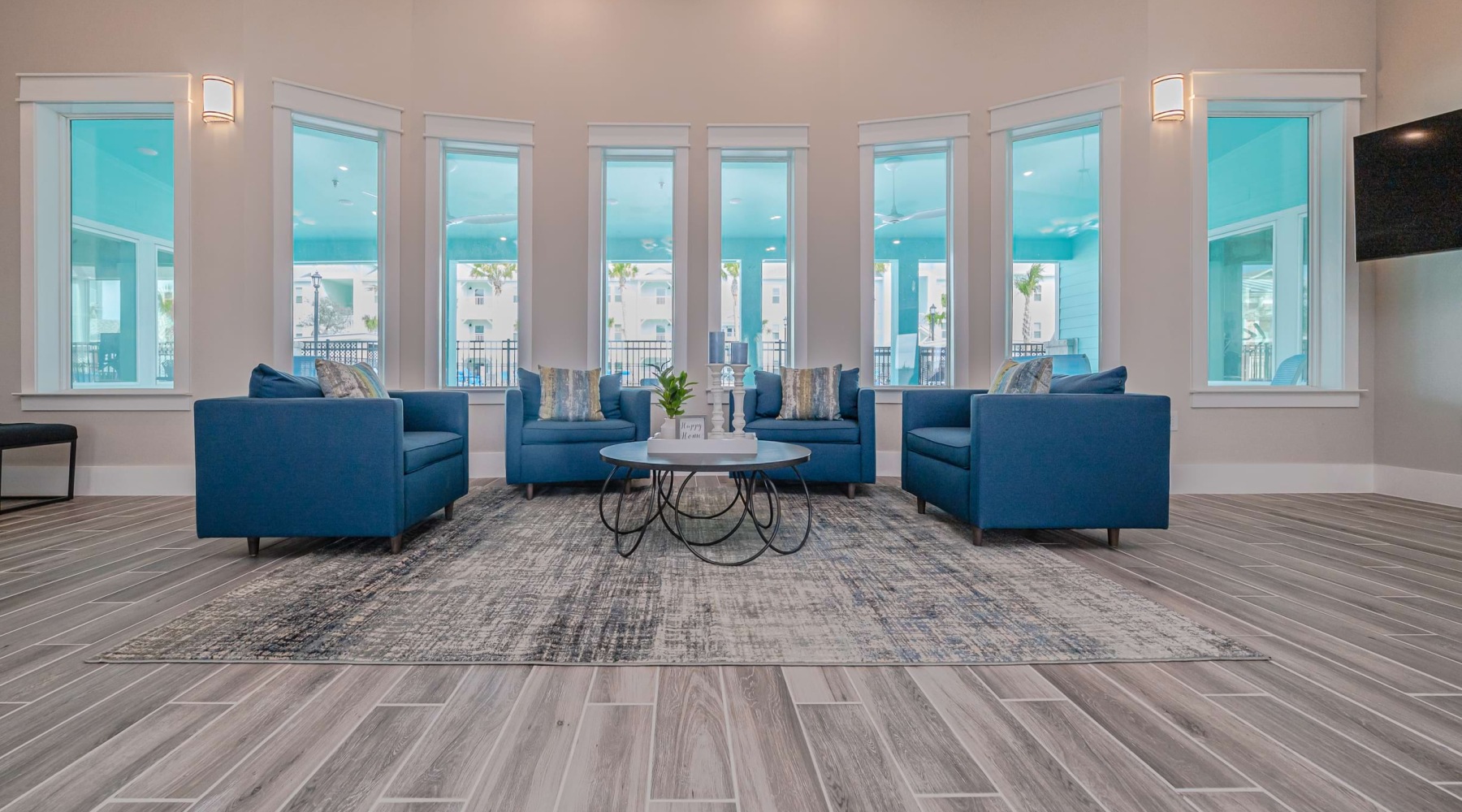 Tide on 35 Clubhouse